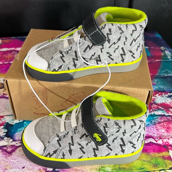 Lightning Toddler High Top Belmont Sneakers Textured Bottom for Grip See Pics - Picture 10 of 11